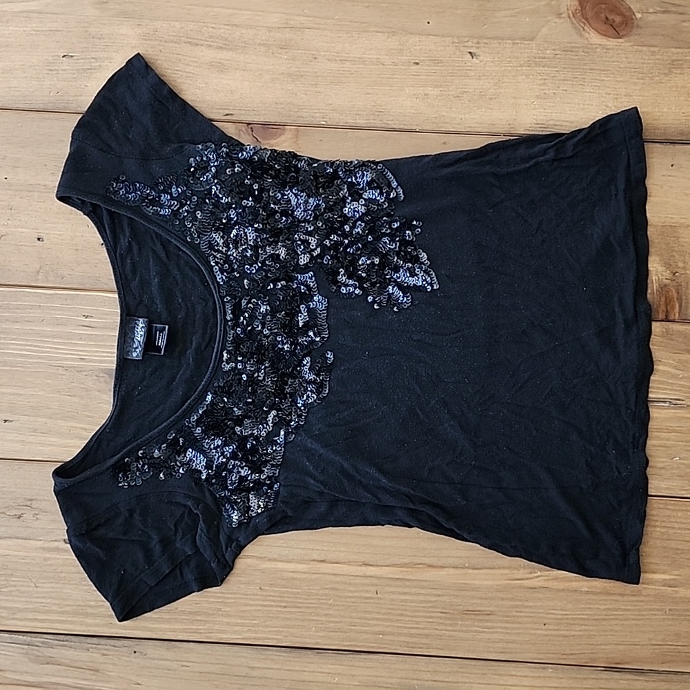 Daytrip Black Sequins Embellished T-Shirt